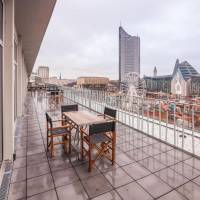 Suite L with Terrace 