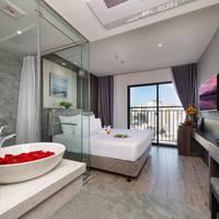 Deluxe Room with partial sea view