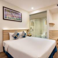 Deluxe Double Room with City View