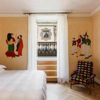 Double or Twin Room with Gallery View
