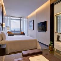 Banyan Retreat King