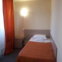 Economy Triple Room