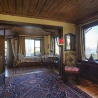 Penthouse Suite