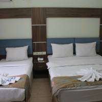 Economy Triple Room