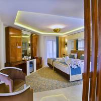 Deluxe Junior Suite