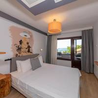 Double Room with Balcony and Sea View
