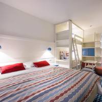 Special Offer - Family Room with Balcony and Park View - Easter Package
