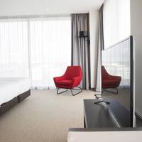 Junior Suite with Spa Access