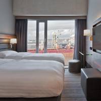 Twin Room - Moxy Sleeper Lookout Twin