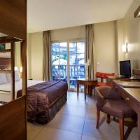 Club Bunk Bed Room with Garden View