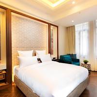 Superior Room with One Double Bed or Twin Beds and Sofa