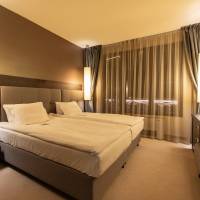 One-Bedroom Apartment (2 Adults)