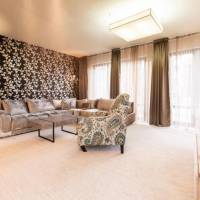 Two-Bedroom Apartment (4 Adults)