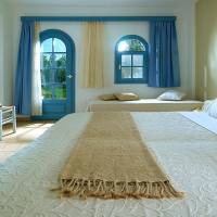 Double or Twin Room with Side Sea View