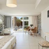 Superior Bungalow with Garden View