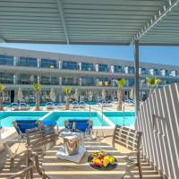 Family 2 Sleeping Areas Garden View with Private Pool (2 Adults + 3 Children)