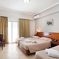 Triple Room with City View