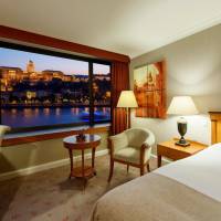 Executive Room with Club Lounge Access