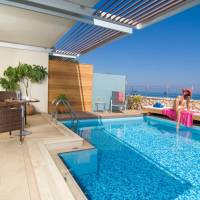 Imperial Suite Water Front and Private Pool