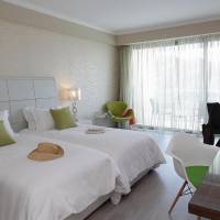Deluxe Double Room with Side Sea View (2-3 Persons)