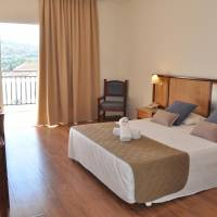 Double or Twin Room with Garden View - Pool View