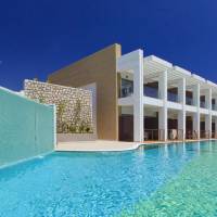 Superior Family Room with Shared Pool (2 Adults + 2 Children) 