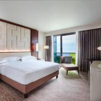 King Room with with Balcony and Sea View