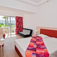 Comfort Triple Room with Garden View