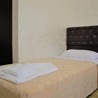 Twin Room with Shower