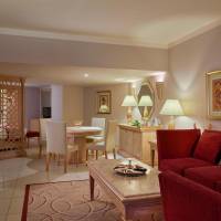 Executive Suite with Garden View