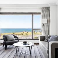 Corner Suite