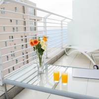 Deluxe Double Room with Side Sea View
