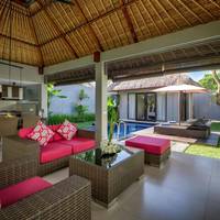 One-Bedroom Pool Villa with Free 2 Small Beers