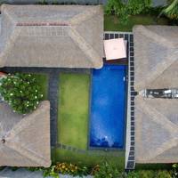 Three-Bedroom Pool Villa with Free Airport Pick Up