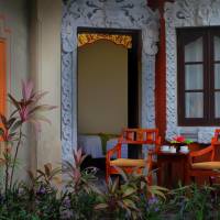 Double or Twin Room with Swimming Pool Access
