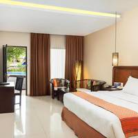 Deluxe Pool Access Room