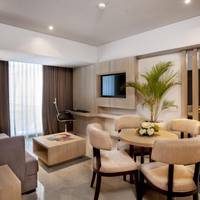 Executive Suite with Free Access to The Executive Club Lounge