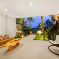 Jungle Royal Suite with Free Benefit