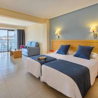 Twin Room with Sea View