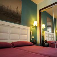 Double or Twin Room with Lounge