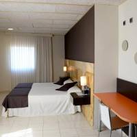 Triple Room (2 Adults + 1 Child)