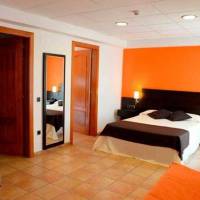 Quadruple Room (2 Adults + 2 Children)