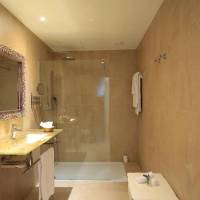 Standard One-Bedroom Apartment (2 Adults)
