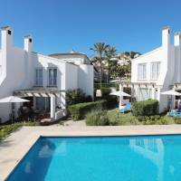 Villa (2 Adults + 1 Child)