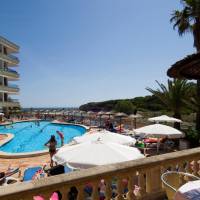 Double or Twin Room with Pool View