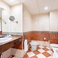 Standard Double Room (2 Adults)