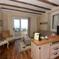 Queen Suite Sea View with Jacuzzi