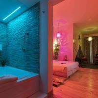 Large Superior Double Room with Jacuzzi