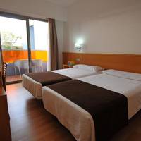 Premium Family Room (2 Adults + 1 Child)