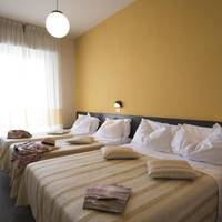 Classic Quadruple Room